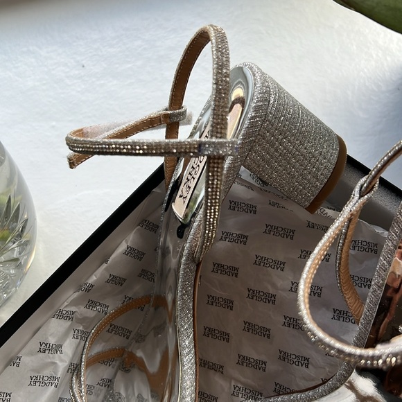 Badgley Mischka Ultima Block Heels - Picture 14 of 15